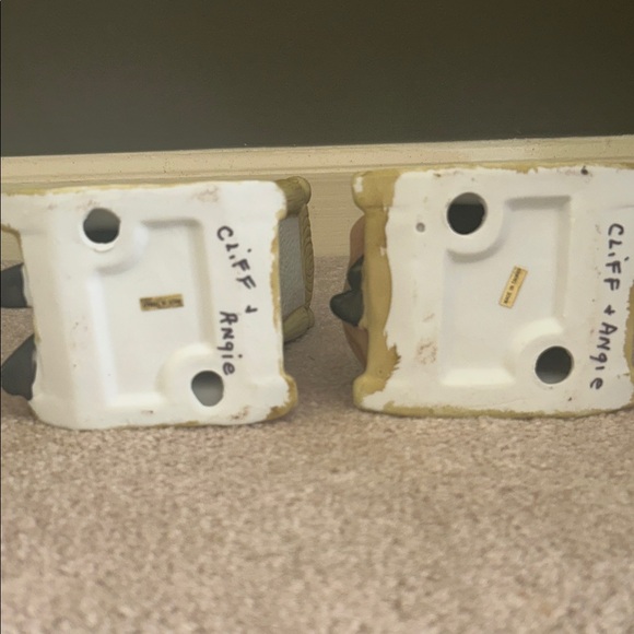 Charming Elderly Couple Rocking Chair Figurines - Picture 3 of 6